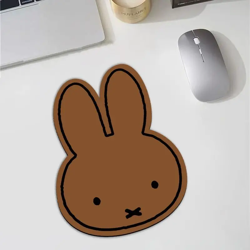 Alas Mouse Bentuk Kelinci Miff - Desk Setup Cozy ulasan dan harga