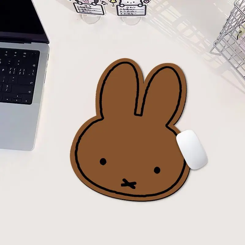Alas Mouse Bentuk Kelinci Miff - Desk Setup Cozy ulasan dan harga